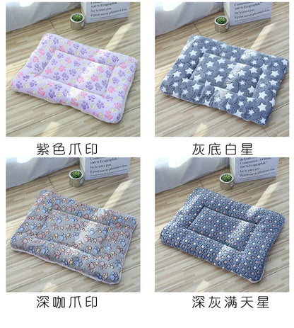 Double-sided Pet Mat Mats Short Plush Pet Sleeping Bed for Cats Small Dogs Cute Pet Pad Blanket Warm Kitten Cushion Cat Sofa Bed